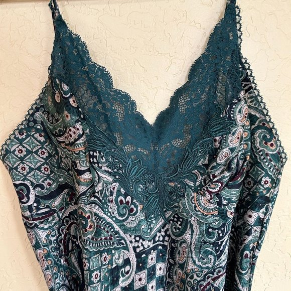 Victoria's Secret Forest Emerald Dark Green Slip Lingerie New With Tags (1403) - Picture 2 of 11